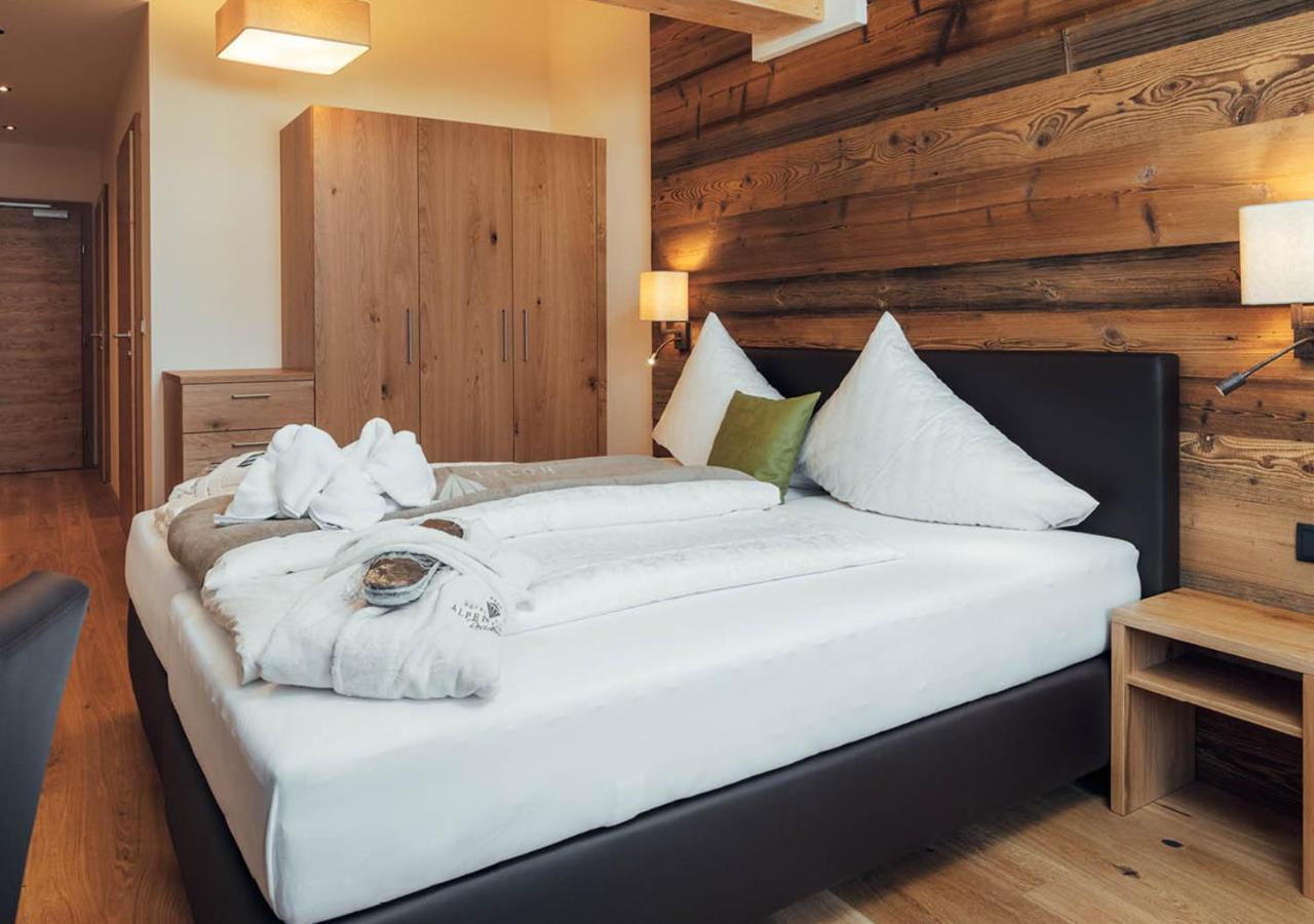 Hotel Garni Alpenjuwel Residenz Serfaus Habitación foto